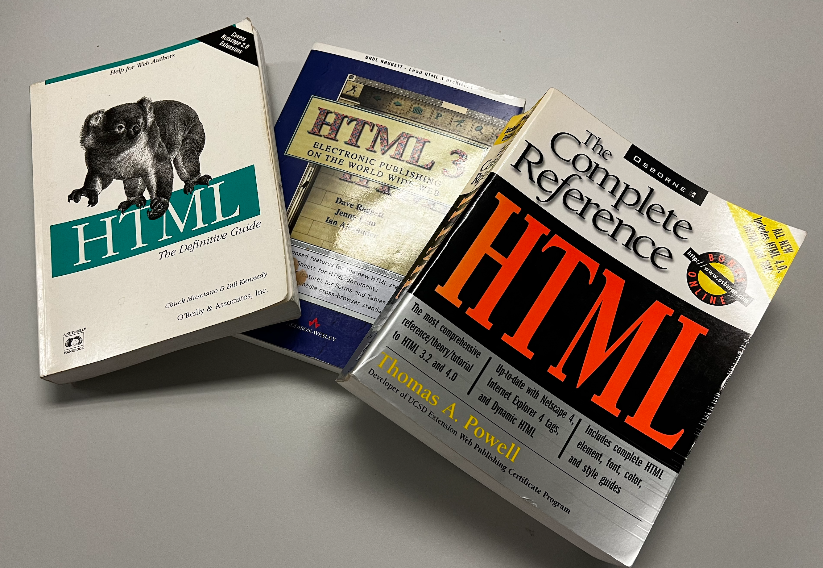 Three old books about HTML